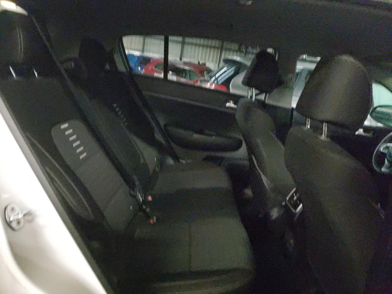 Photo 6 from auction – 2018 KIA SPORTAGE L with VIN KNDPMCAC5J7384685