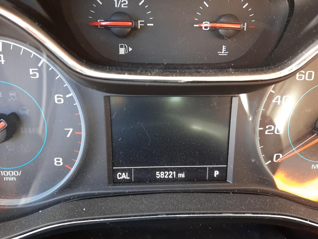 Photo 8 from auction – 2018 CHEVROLET CRUZE LT with VIN 3G1BE6SM7JS618786