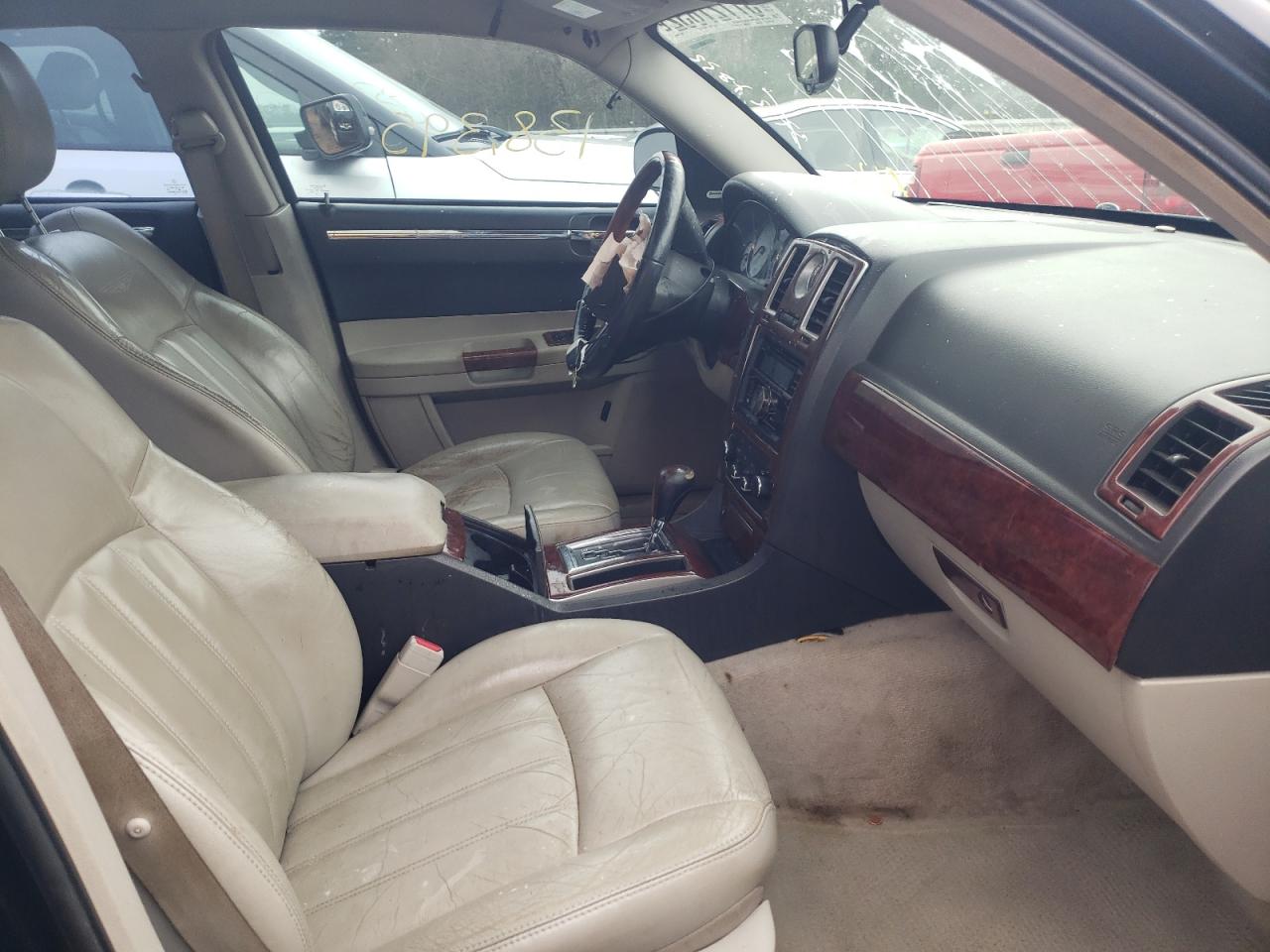 Photo 5 from auction – 2006 CHRYSLER 300C with VIN 2C3KA63H26H138643