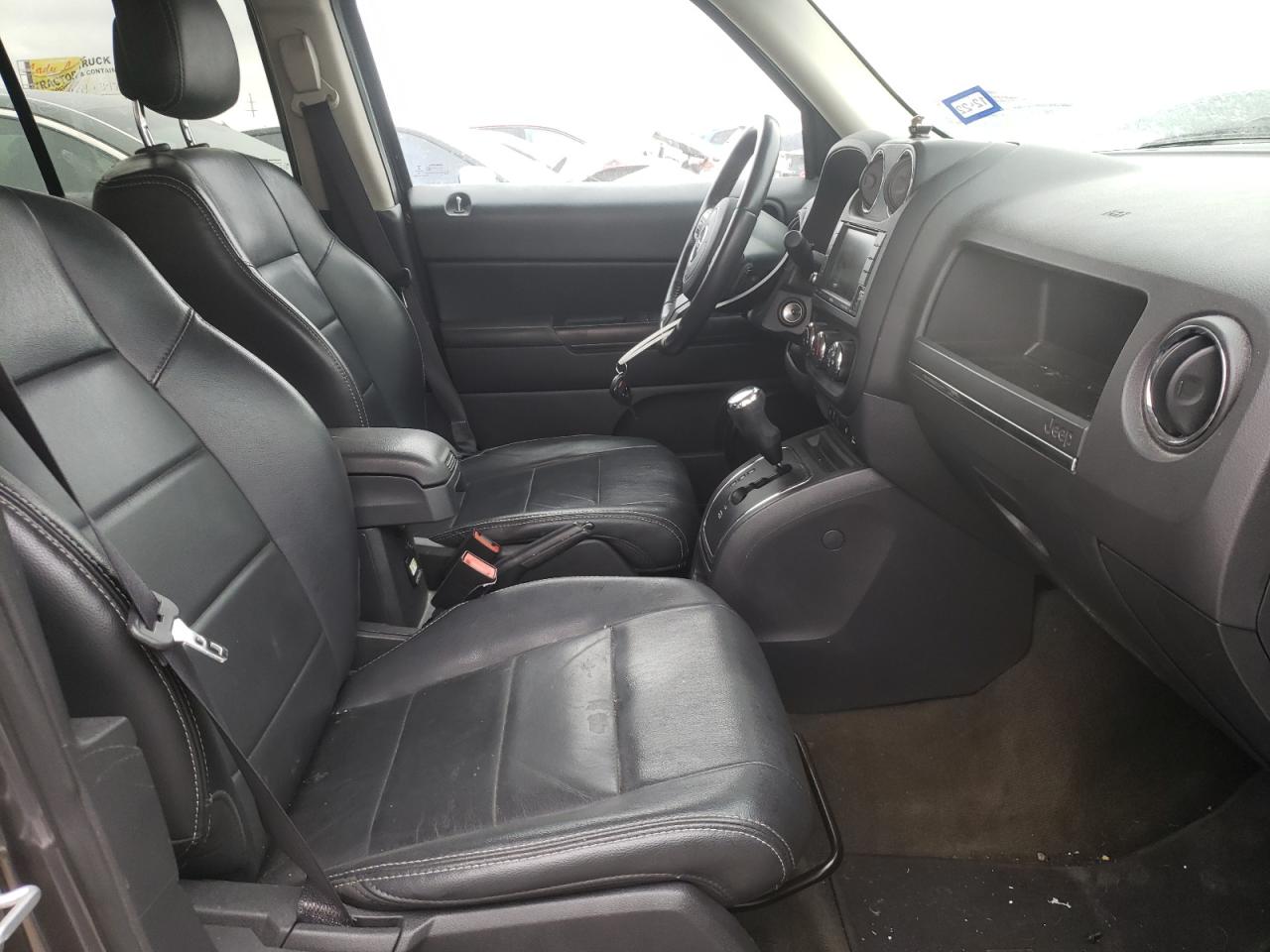 Photo 5 from auction – 2016 JEEP PATRIOT LA with VIN 1C4NJPFA0GD741358