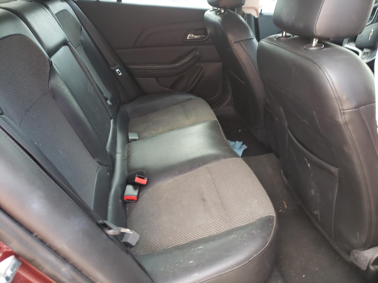 Photo 6 from auction – 2016 CHEVROLET MALIBU LIM with VIN 1G11C5SA3GF117327