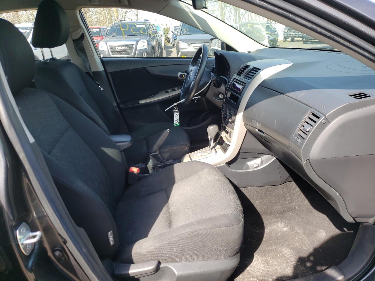 Zdjęcie 5 z aukcji – 2010 TOYOTA COROLLA BA z VIN 2T1BU4EE9AC483083