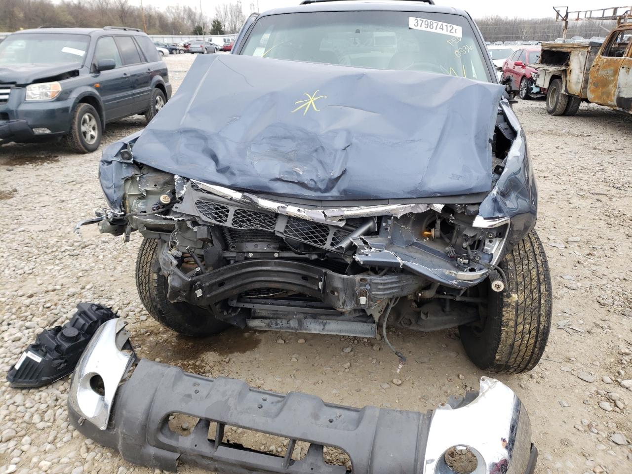Photo 9 from auction – 2000 FORD EXPLORER X with VIN 1FMZU73E8YUB50336
