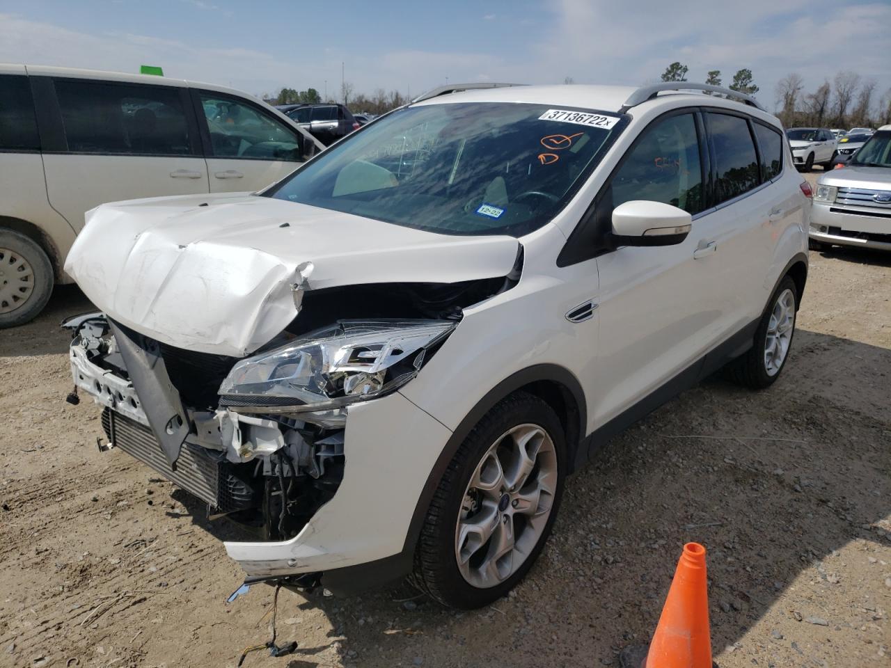 Photo 2 from auction – 2015 FORD ESCAPE TIT with VIN 1FMCU0J90FUB05102