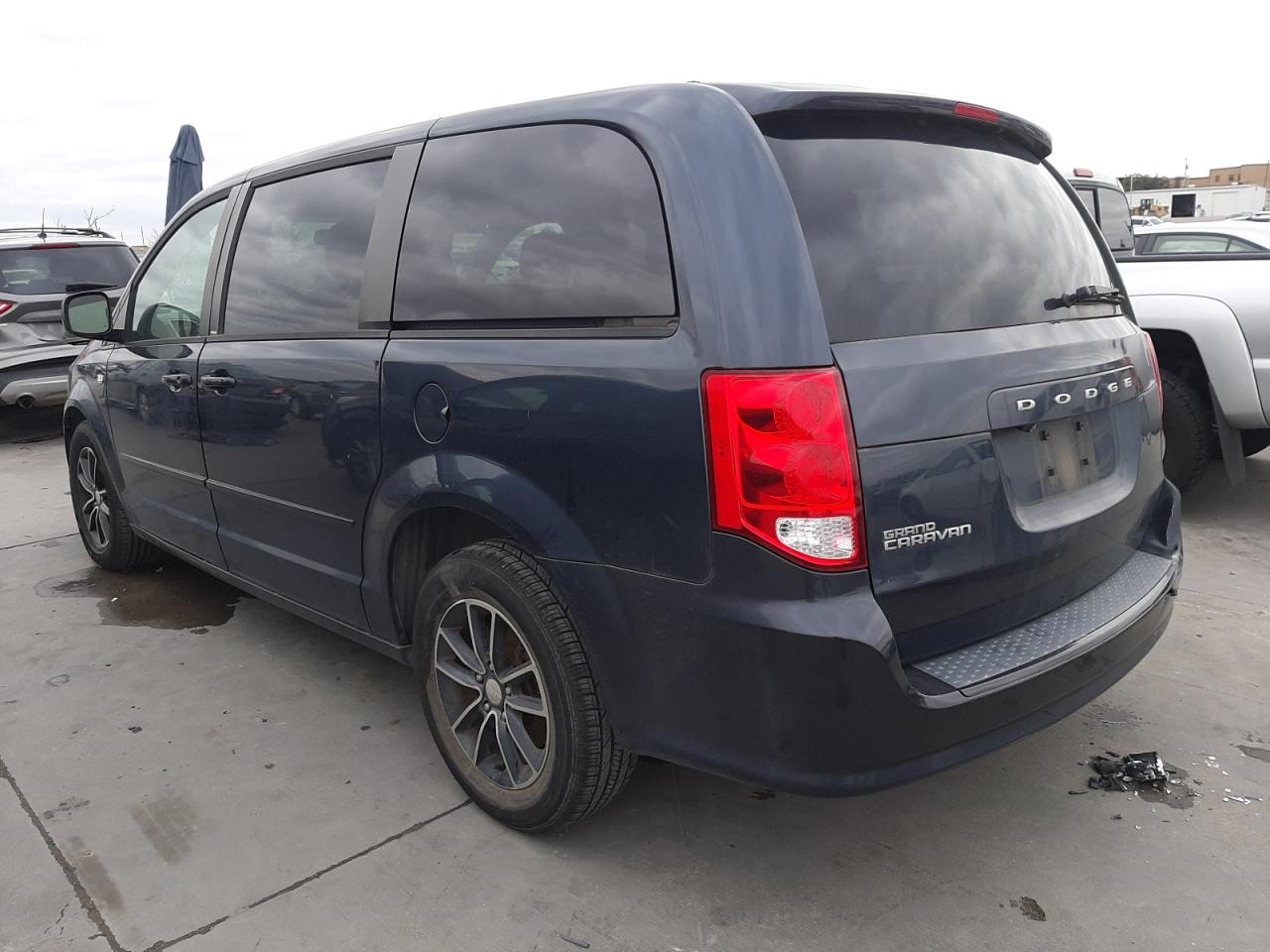 Photo 3 from auction – 2014 DODGE CARAVAN with VIN 2C4RDGCG8ER342063