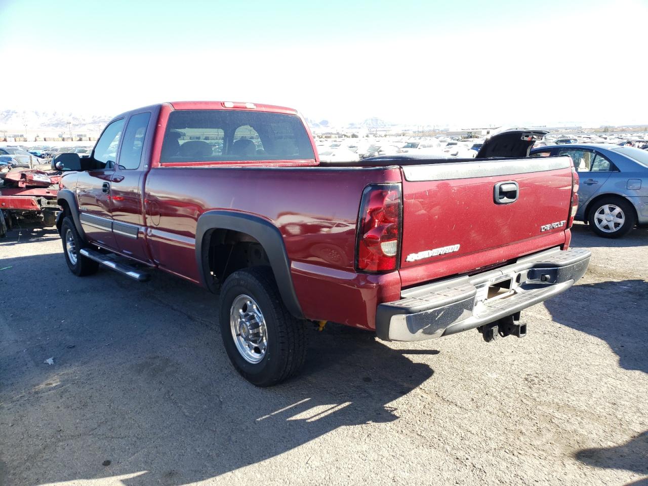 Photo 3 from auction – 2004 CHEVROLET SILVERADO with VIN 1GCHC29G14E240656