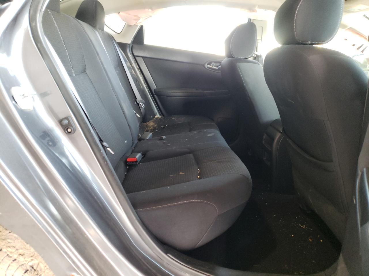 Photo 6 from auction – 2016 NISSAN SENTRA S with VIN 3N1AB7AP4GL682917