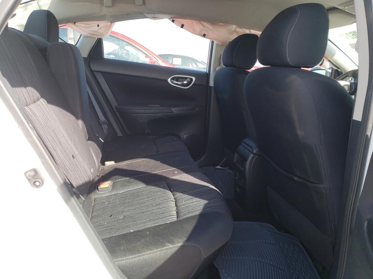 Photo 6 from auction – 2018 NISSAN SENTRA with VIN 3N1AB7AP6JL650509