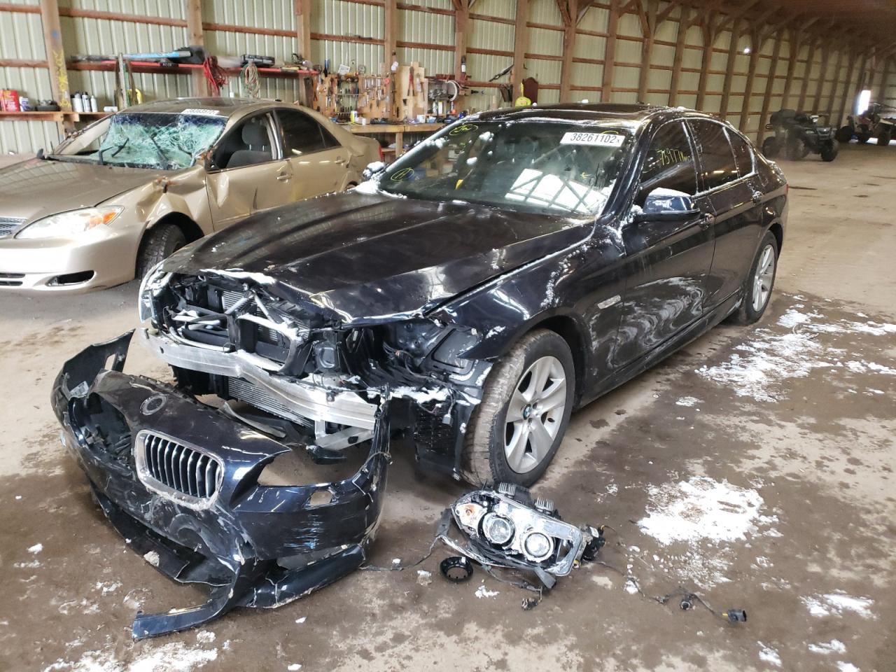 Photo 2 from auction – 2016 BMW 528 XI with VIN WBA5A7C52GG644505