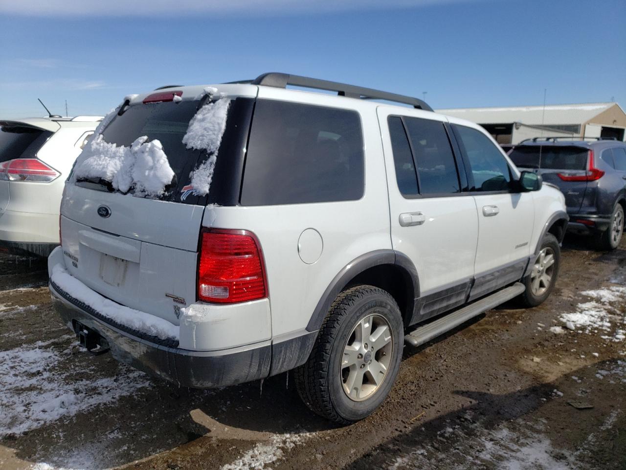 Photo 4 from auction – 2005 FORD EXPLORER X with VIN 1FMZU73W25UB36937