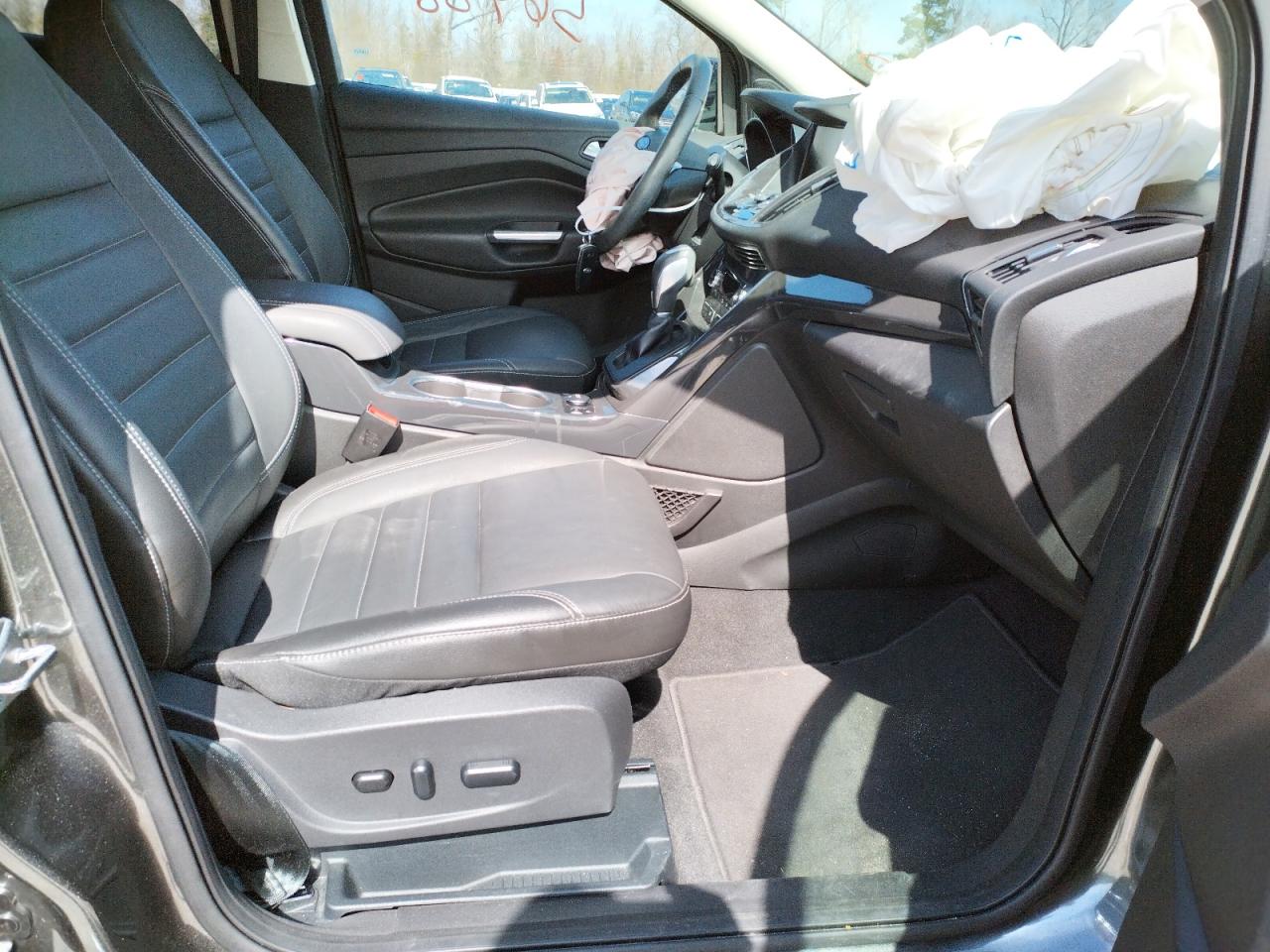 Photo 5 from auction – 2015 FORD ESCAPE TIT with VIN 1FMCU0J94FUB16054