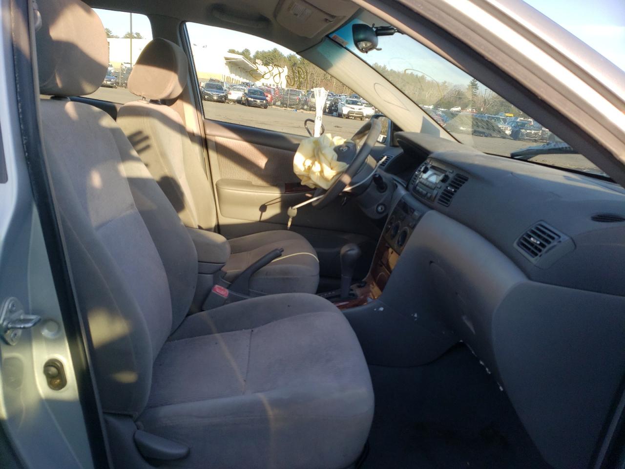 Photo 5 from auction – 2006 TOYOTA COROLLA CE with VIN 2T1BR30E66C575312