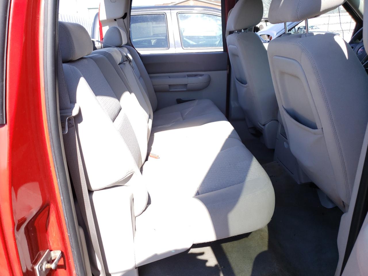 Photo 6 from auction – 2010 GMC SIERRA K15 with VIN 3GTRKVE3XAG206604