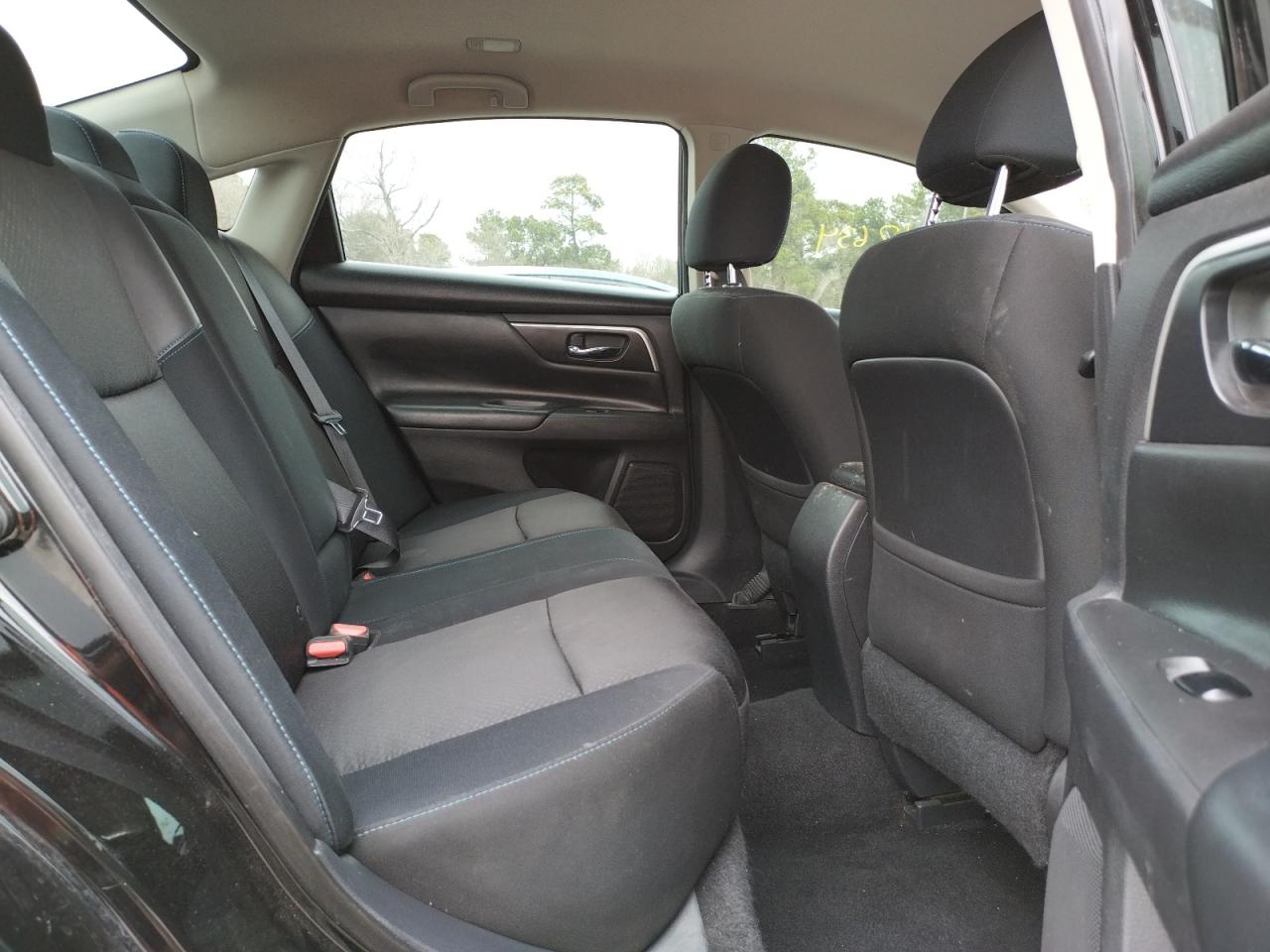 Photo 6 from auction – 2016 NISSAN ALTIMA 2.5 with VIN 1N4AL3AP1GN330239