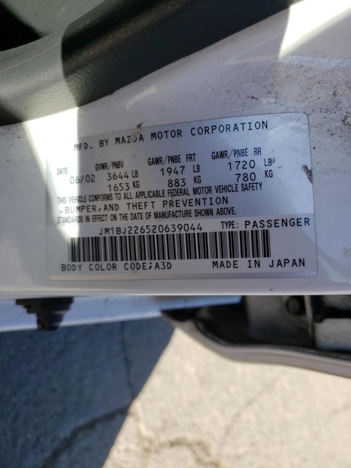 Фото 10 с аукциона – 2002 MAZDA PROTEGE DX с VIN JM1BJ226520639044