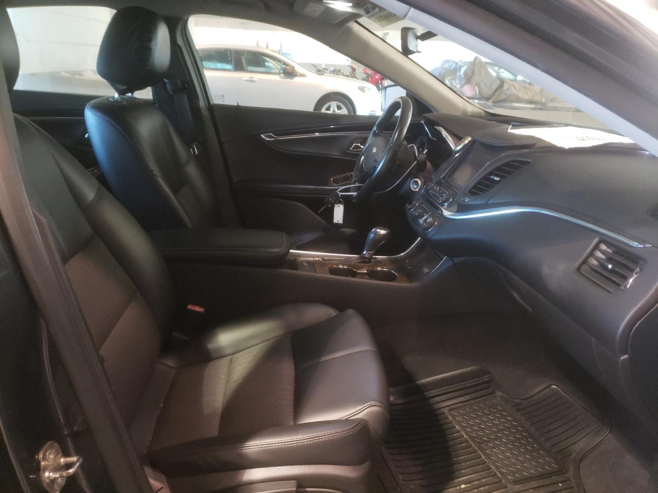 Photo 5 from auction – 2015 CHEVROLET IMPALA LT with VIN 2G1125S31F9256982