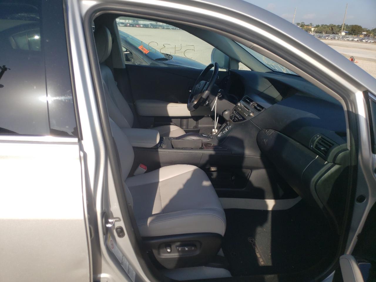 Photo 5 from auction – 2013 LEXUS RX 350 BAS with VIN 2T2BK1BA3DC210789
