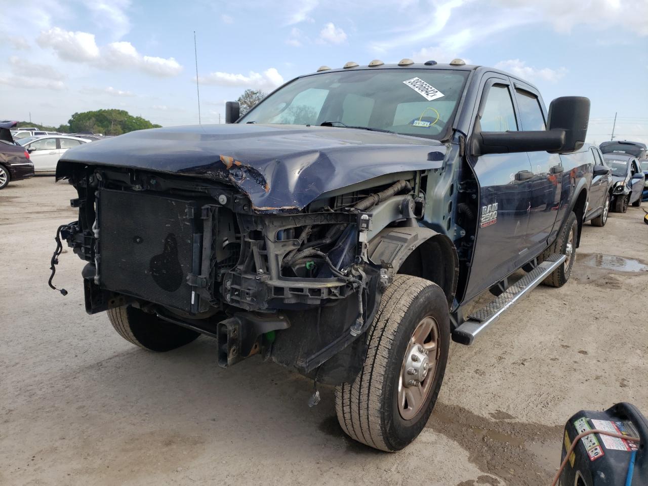 Photo 2 from auction – 2017 RAM 2500 ST with VIN 3C6UR5CL9HG634979