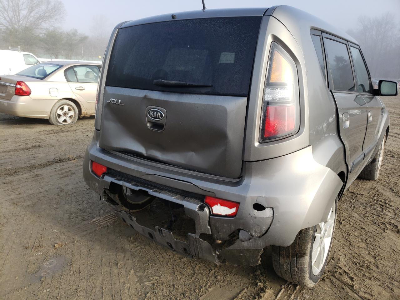 Photo 9 from auction – 2010 KIA SOUL with VIN KNDJT2A2XA7175825