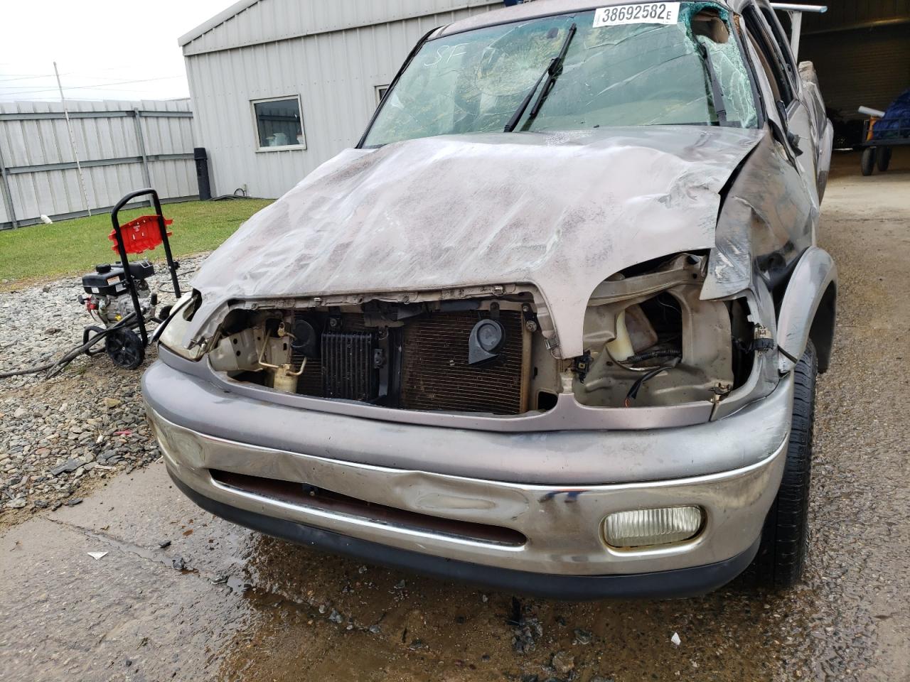Photo 10 from auction – 2001 TOYOTA TUNDRA ACC with VIN 5TBBT48181S200992