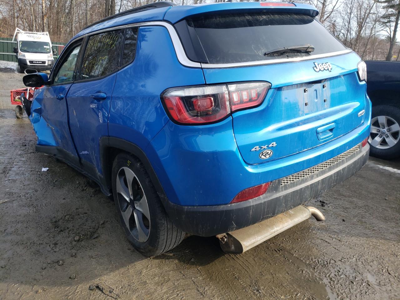 Photo 3 from auction – 2018 JEEP COMPASS LA with VIN 3C4NJDBB0JT212071