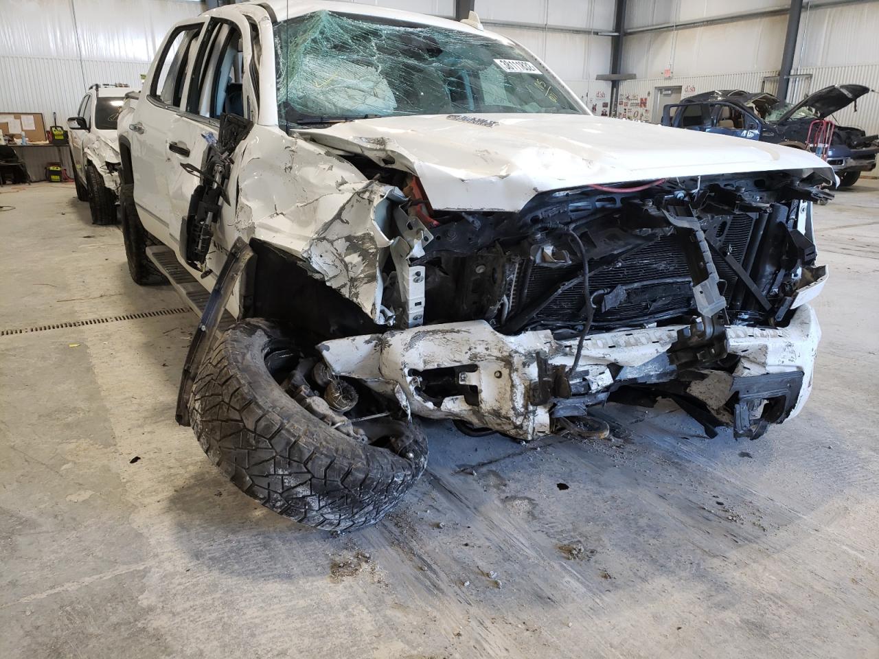 Photo 9 from auction – 2015 GMC SIERRA K25 with VIN 1GT120E82FF678171