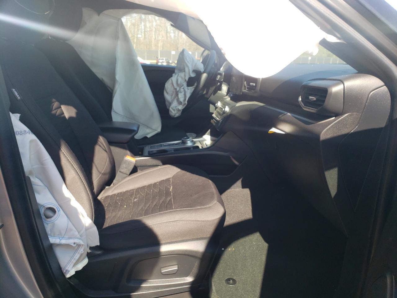 Photo 5 from auction – 2020 FORD EXPLORER X with VIN 1FMSK7DH0LGB26989