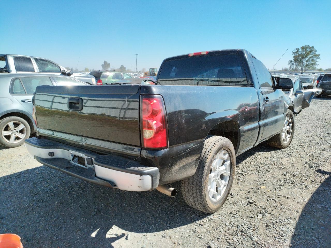 Photo 4 from auction – 2007 CHEVROLET SILVERADO with VIN 3GCEC14X67G200977