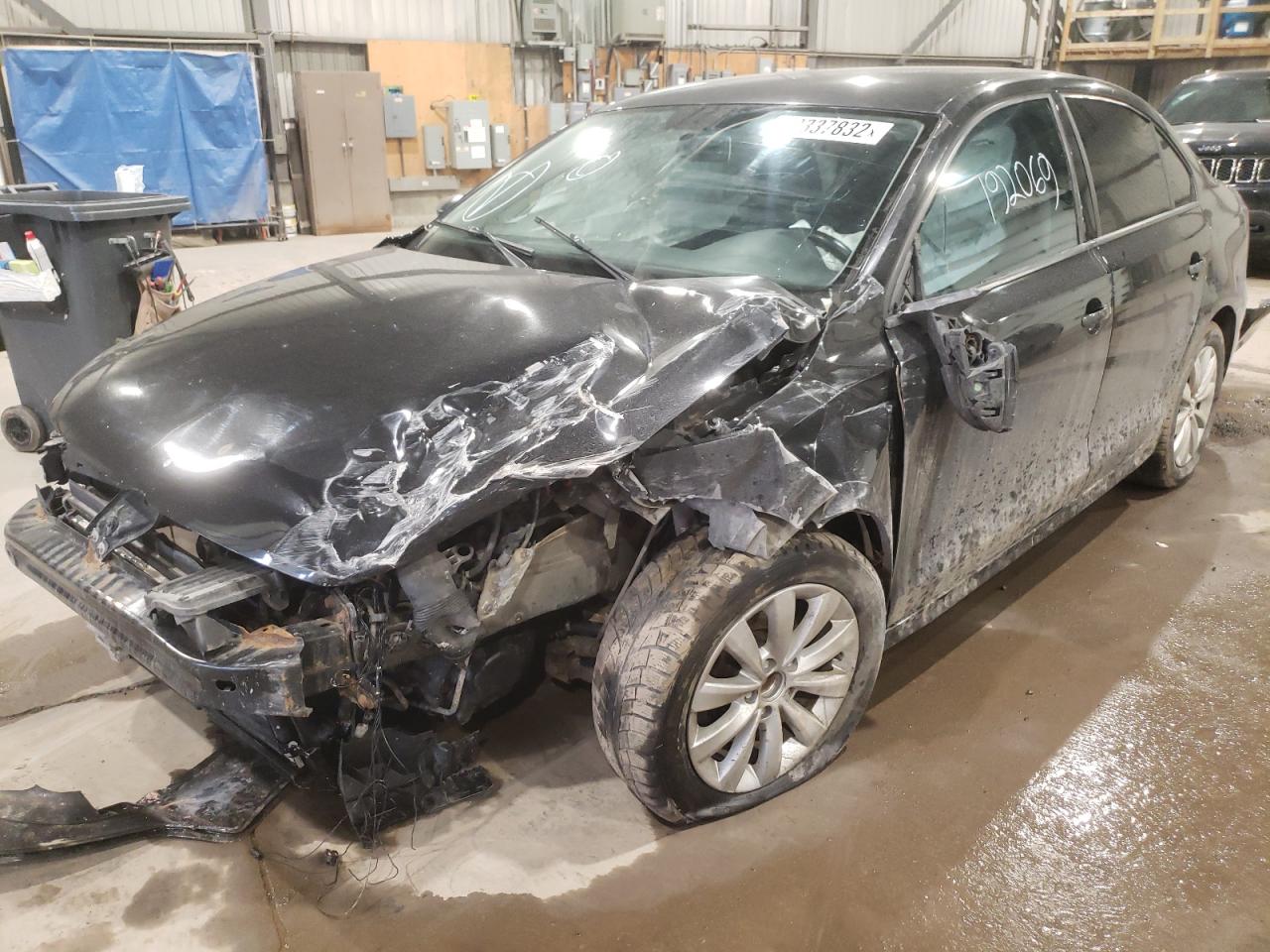 Photo 2 from auction – 2013 VOLKSWAGEN JETTA BASE with VIN 3VW1K7AJ1DM282857