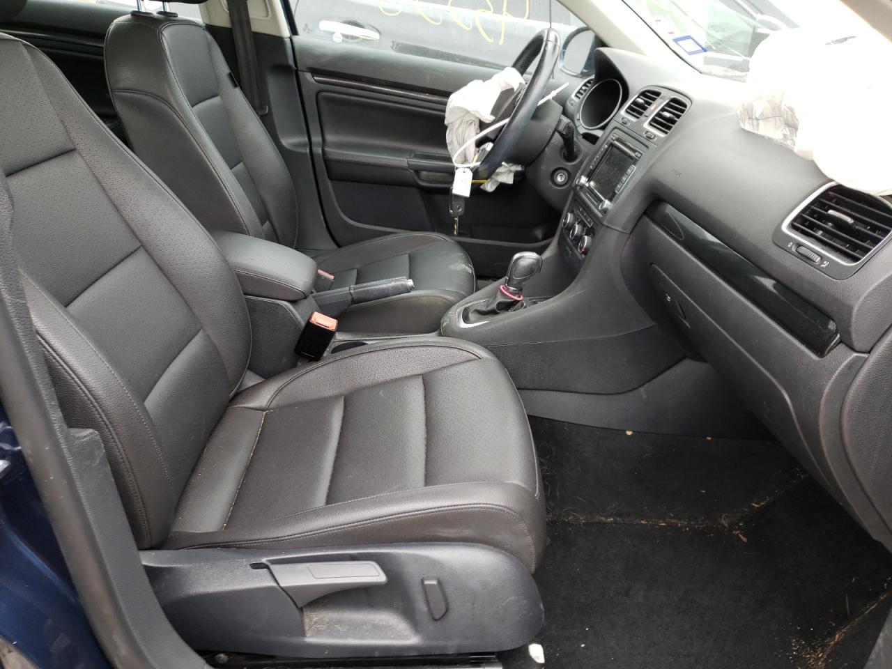 Photo 5 from auction – 2014 VOLKSWAGEN JETTA with VIN 3VWPL7AJ9EM621261
