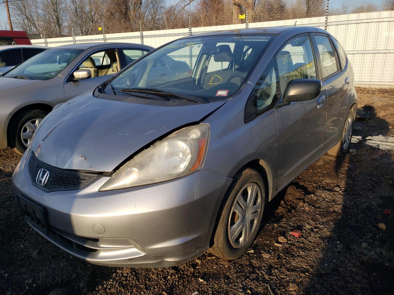 Photo 2 from auction – 2009 HONDA FIT with VIN JHMGE87299S024562