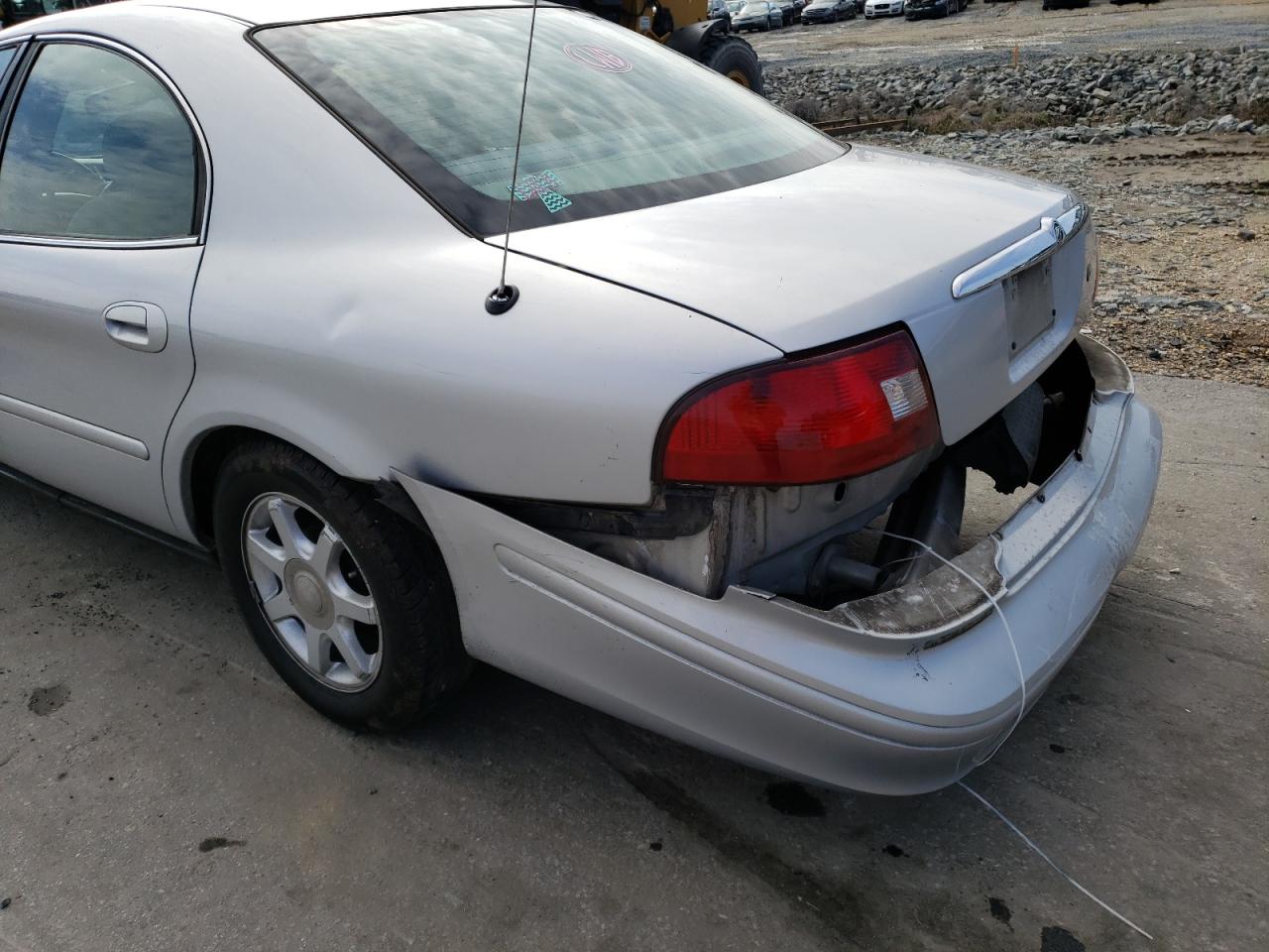 Photo 9 from auction – 2003 MERCURY SABLE GS with VIN 1MEFM50U73G626041