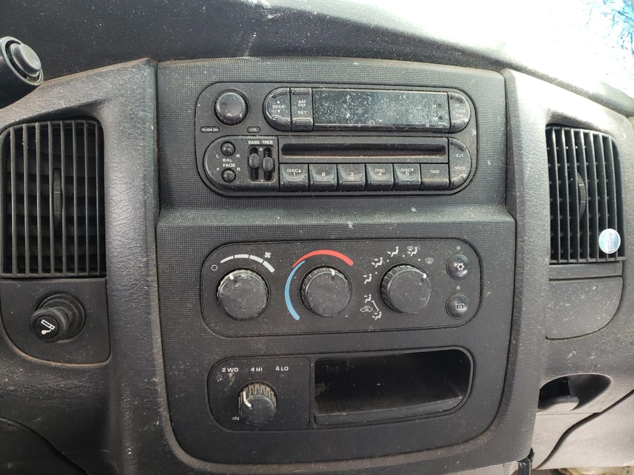 Photo 9 from auction – 2004 DODGE RAM 2500 S with VIN 3D7KU28D34G205092