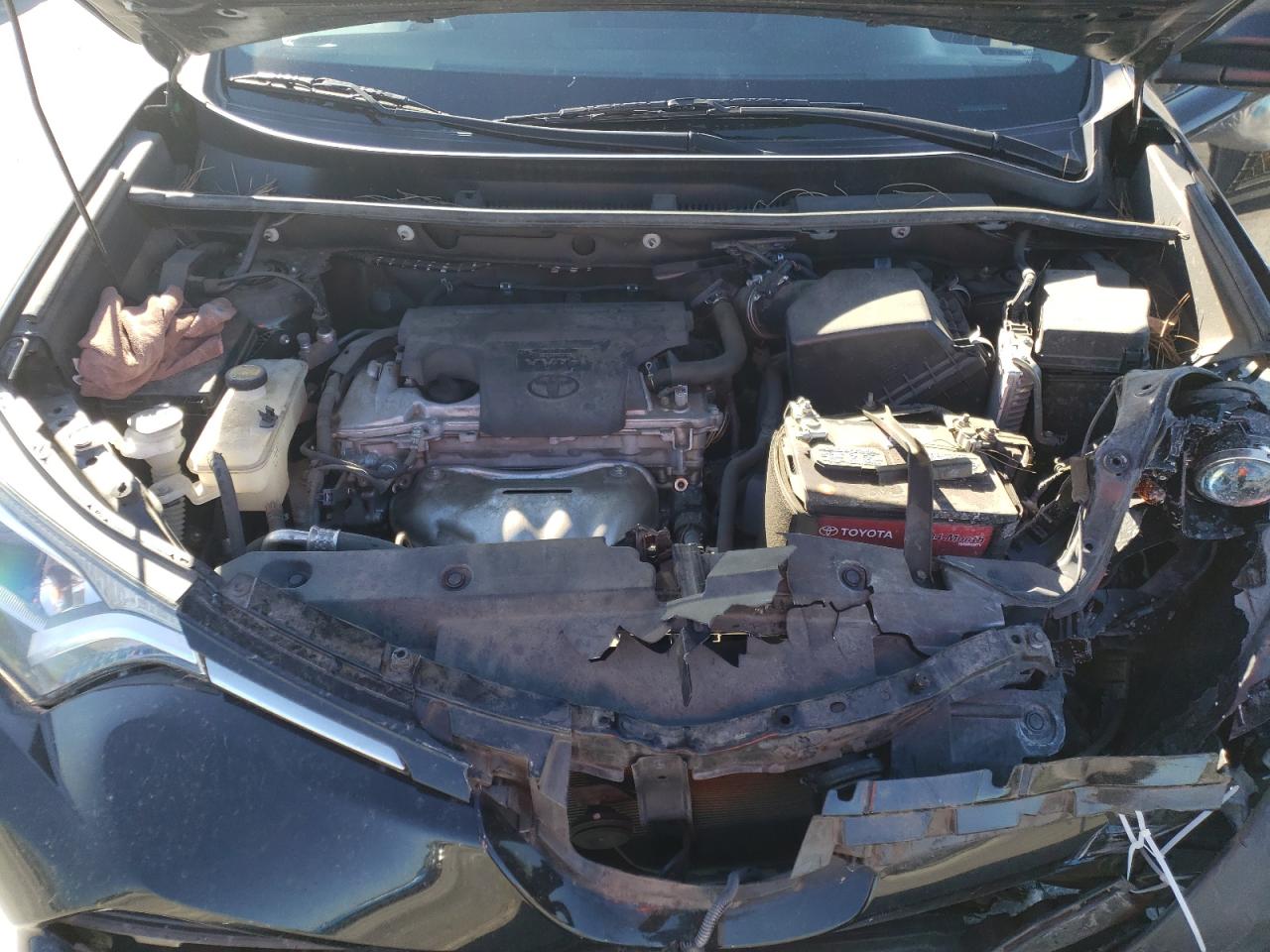 Photo 7 from auction – 2017 TOYOTA RAV4 LE with VIN 2T3ZFREVXHW372015