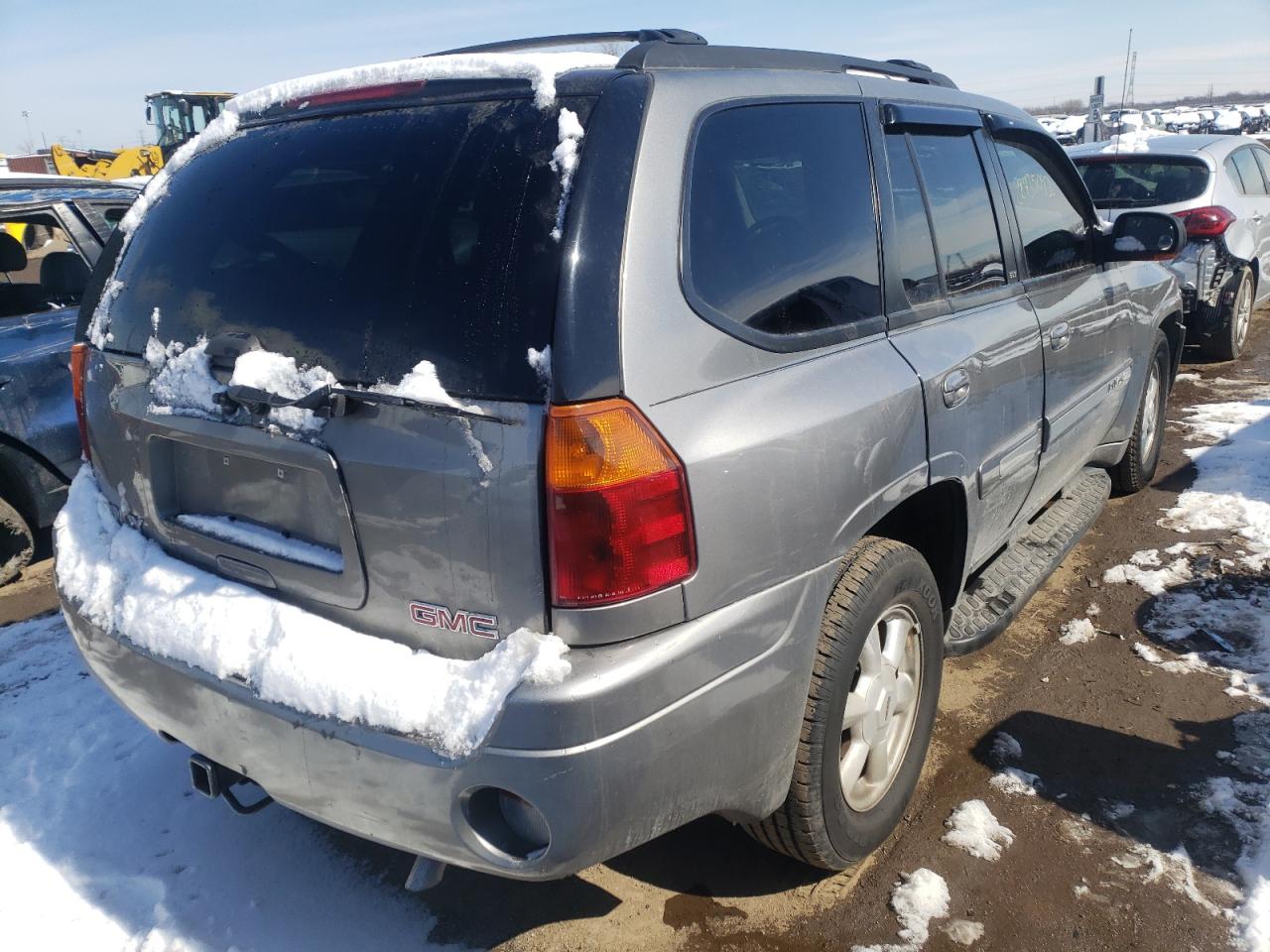 Photo 4 from auction – 2005 GMC ENVOY with VIN 1GKDT13S852193753