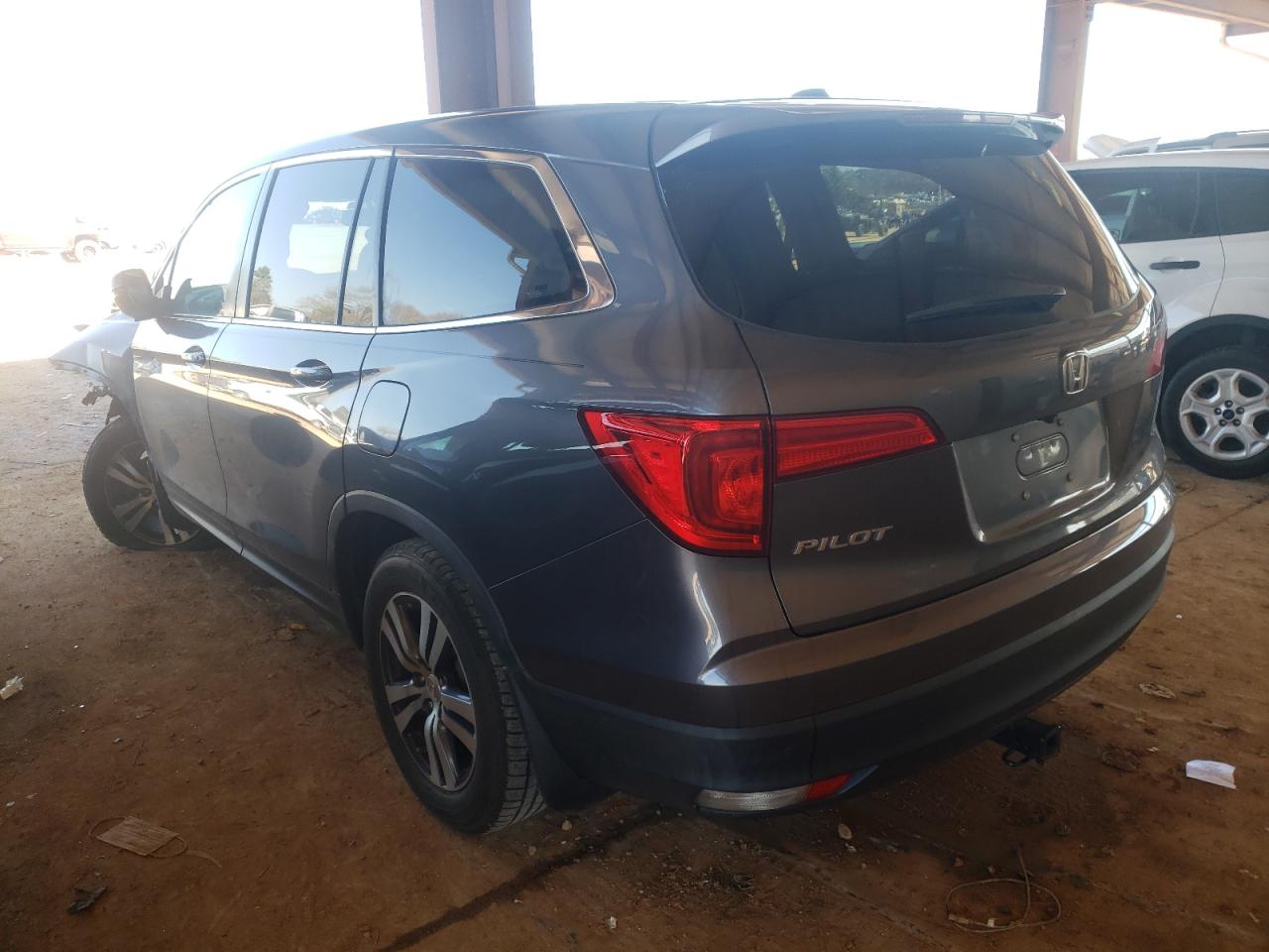Photo 3 from auction – 2016 HONDA PILOT EXL with VIN 5FNYF5H55GB033151