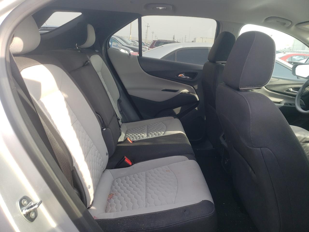 Photo 6 from auction – 2020 CHEVROLET EQUINOX LS with VIN 3GNAXHEV1LS591432