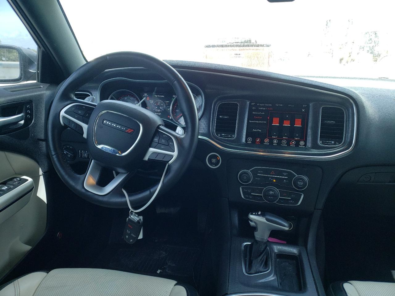 Photo 9 from auction – 2017 DODGE CHARGER SX with VIN 2C3CDXHG6HH515480