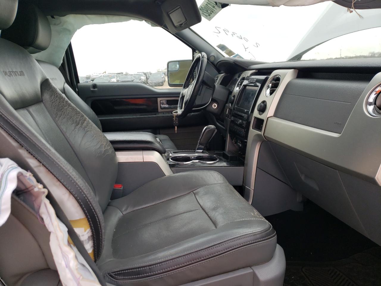 Photo 5 from auction – 2011 FORD F150 SUPER with VIN 1FTFW1EFXBFA50741