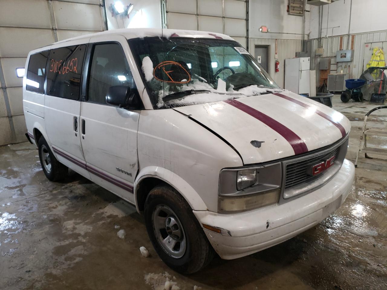 Photo 1 from auction – 1997 GMC SAFARI XT with VIN 1GKDM19W6VB518424