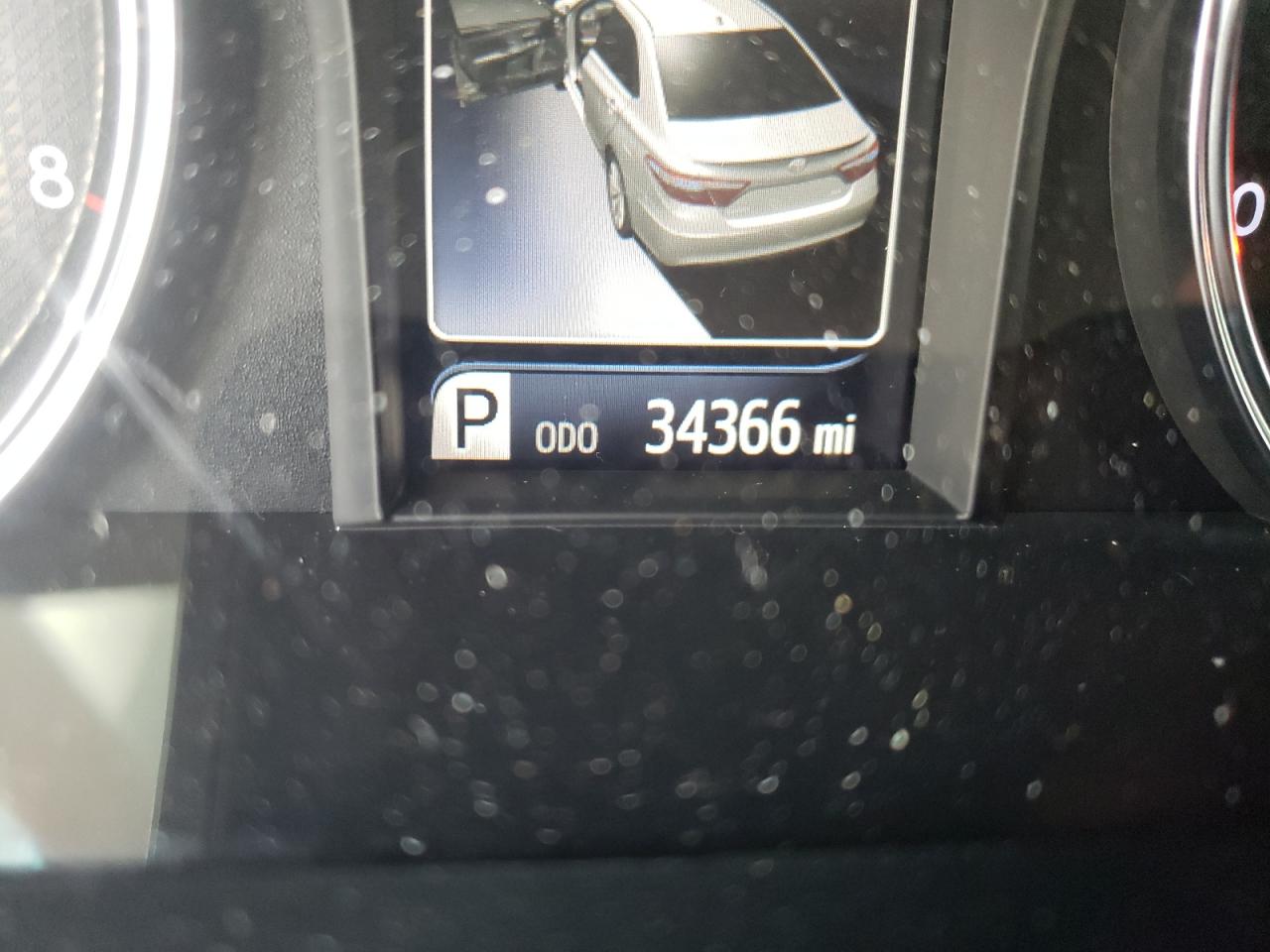 Photo 8 from auction – 2016 TOYOTA CAMRY LE with VIN 4T1BF1FK5GU218522