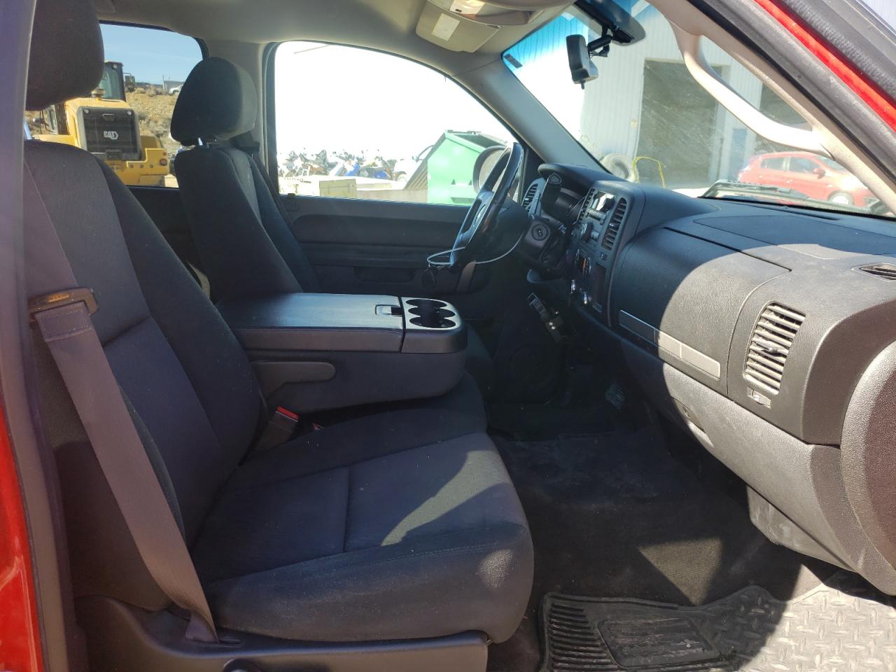 Photo 5 from auction – 2013 CHEVROLET SILVERADO with VIN 3GCPKSE74DG298046