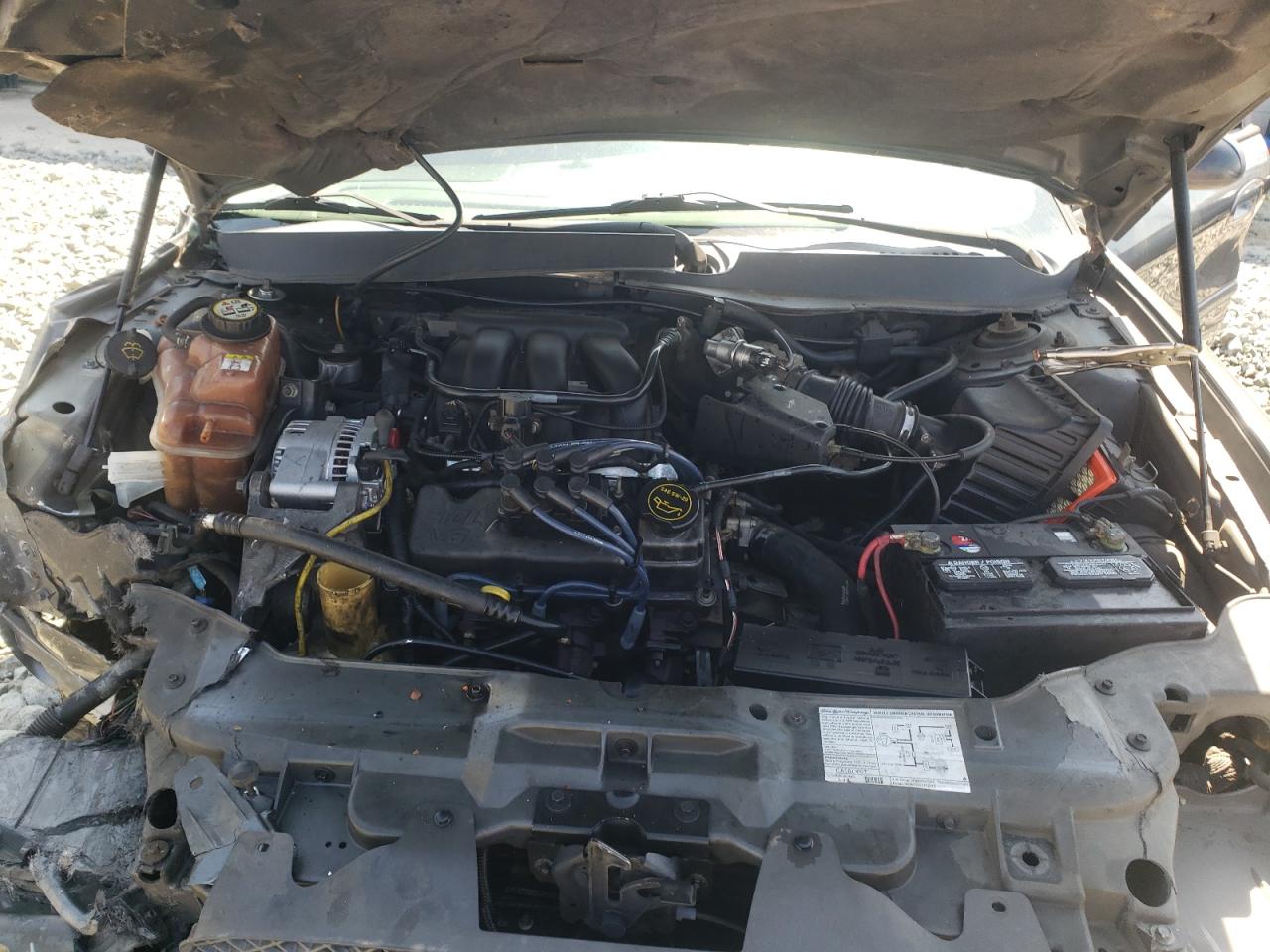 Photo 7 from auction – 2004 FORD TAURUS SE with VIN 1FAFP53274A199358