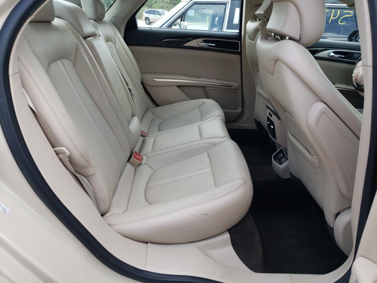 Photo 6 from auction – 2016 LINCOLN MKZ HYBRID with VIN 3LN6L2LU5GR630923