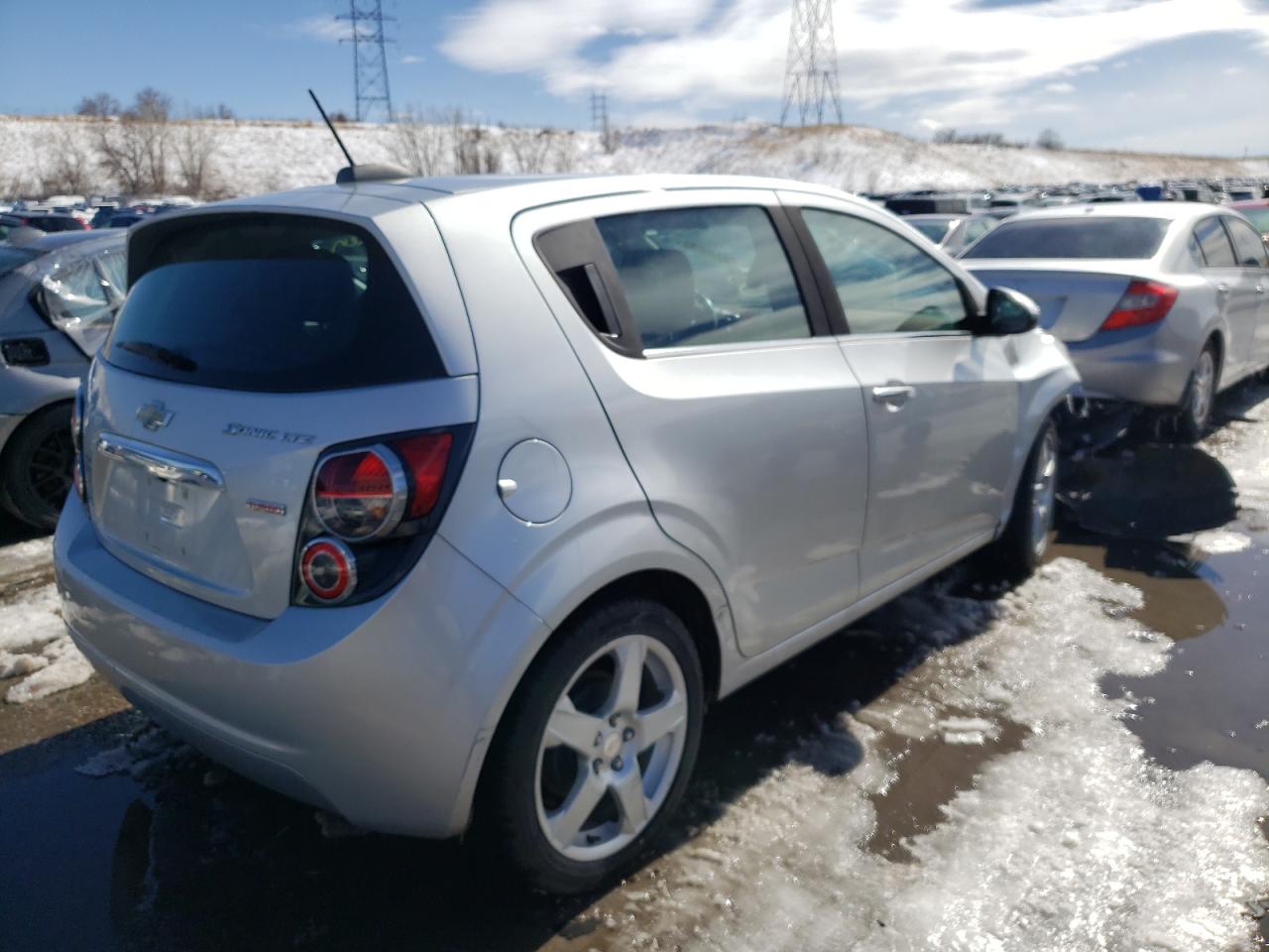 Photo 4 from auction – 2015 CHEVROLET SONIC LTZ with VIN 1G1JE6SB2F4107181