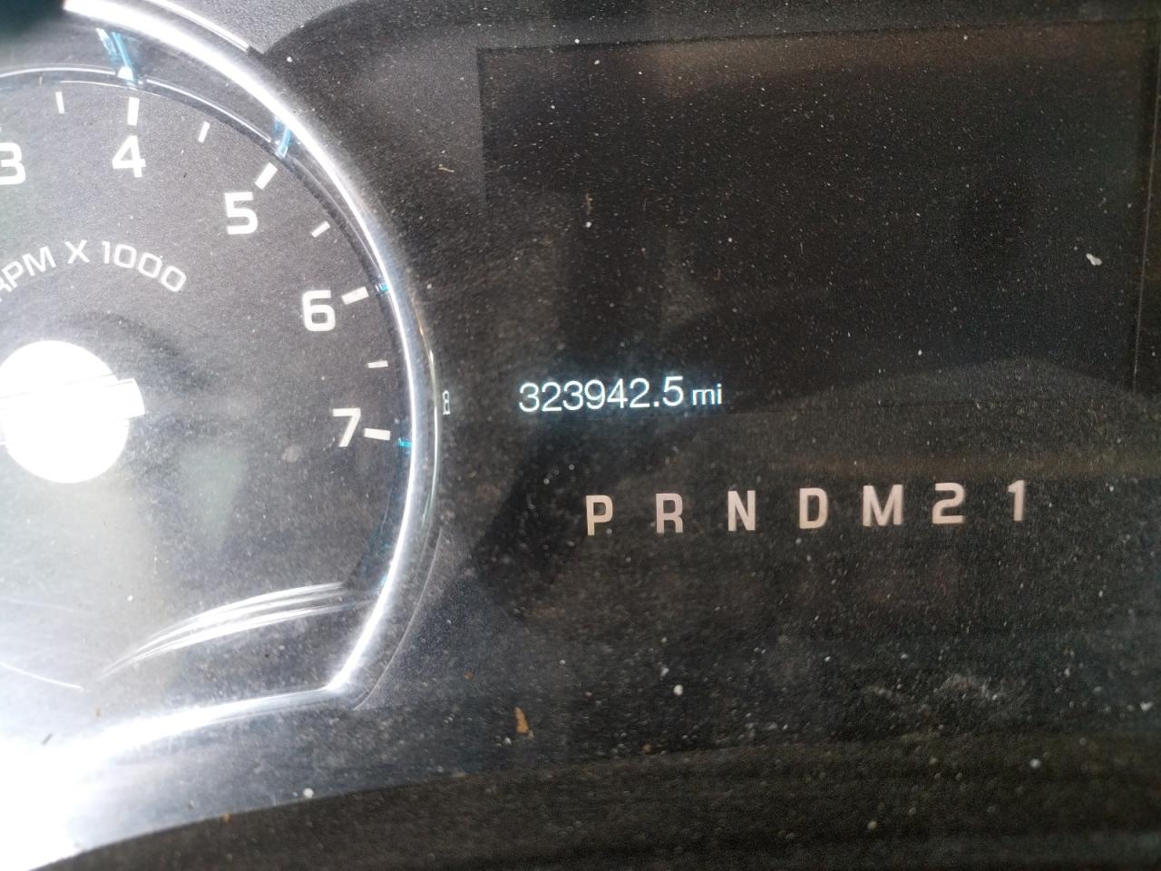 Photo 8 from auction – 2011 FORD F150 SUPER with VIN 1FTFW1EF6BFA55662