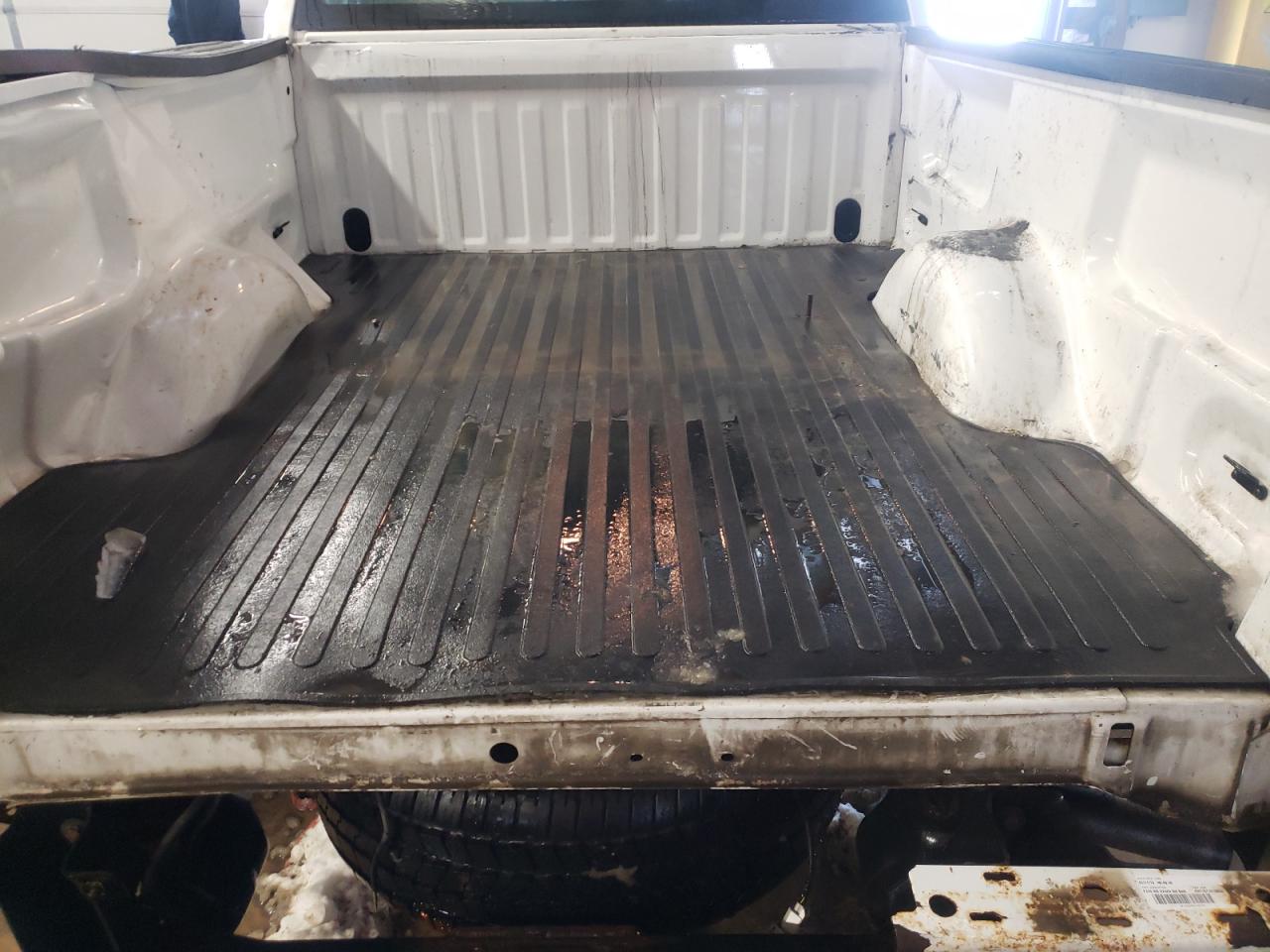 Photo 9 from auction – 2013 FORD F150 SUPER with VIN 1FTFX1EF1DFB30607