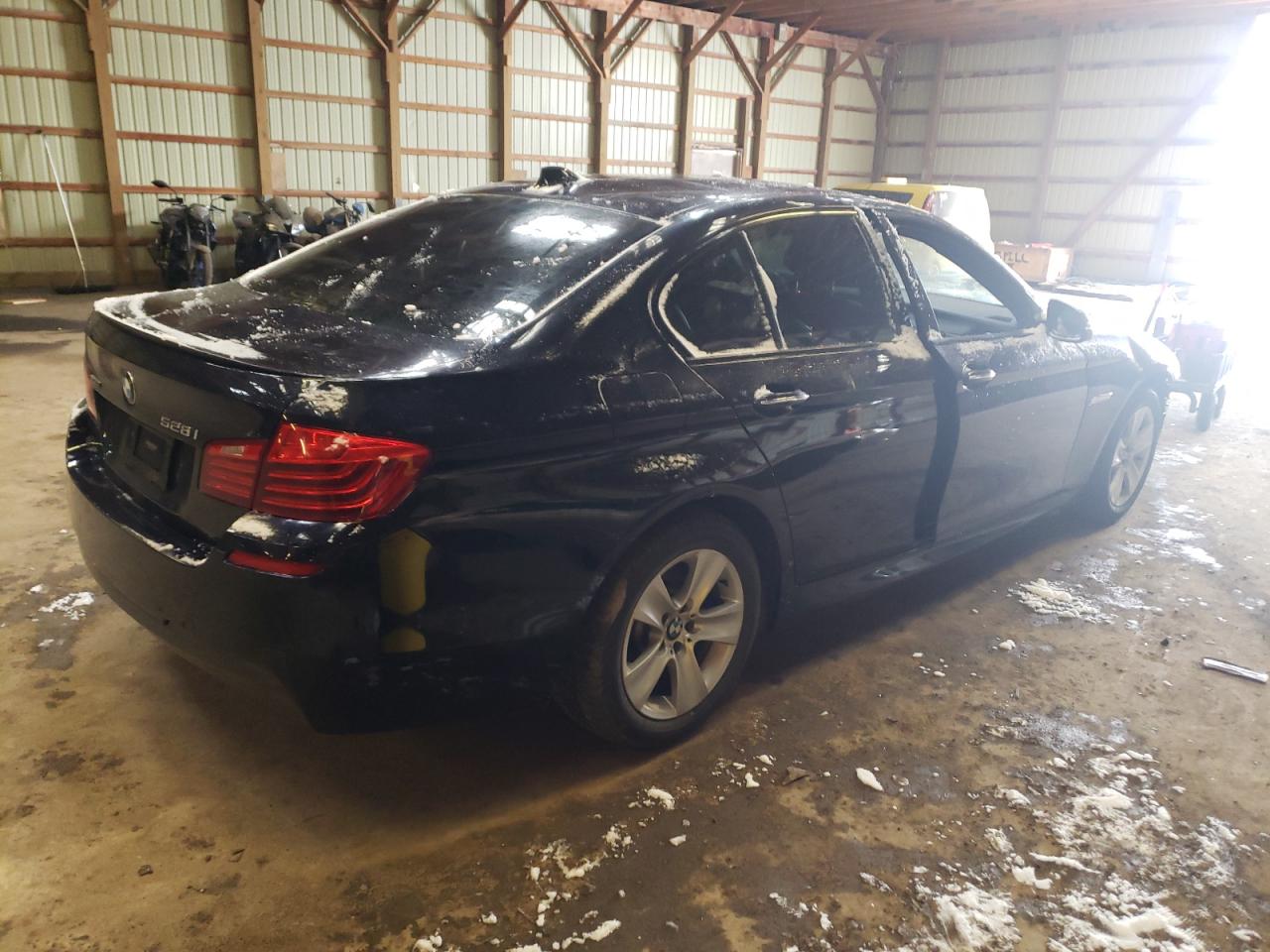 Photo 4 from auction – 2016 BMW 528 XI with VIN WBA5A7C52GG644505
