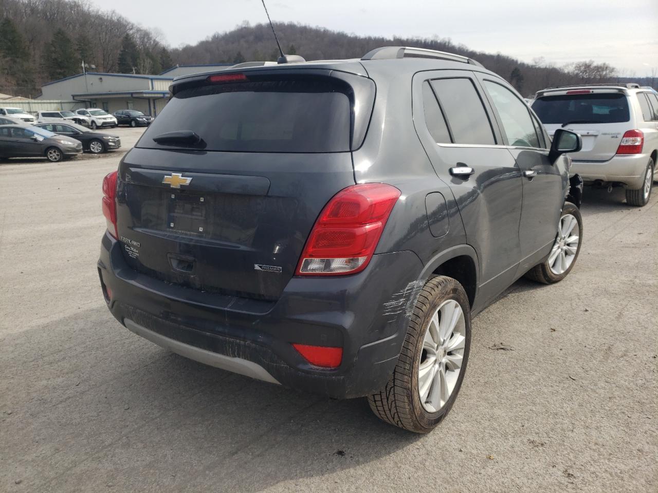Photo 4 from auction – 2017 CHEVROLET TRAX PREMI with VIN 3GNCJRSB7HL252587
