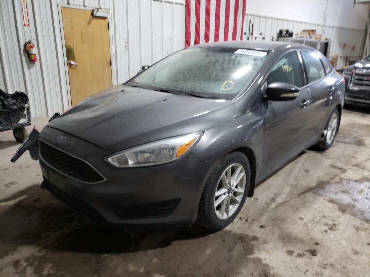 Photo 2 from auction – 2016 FORD FOCUS SE with VIN 1FADP3F20GL245791